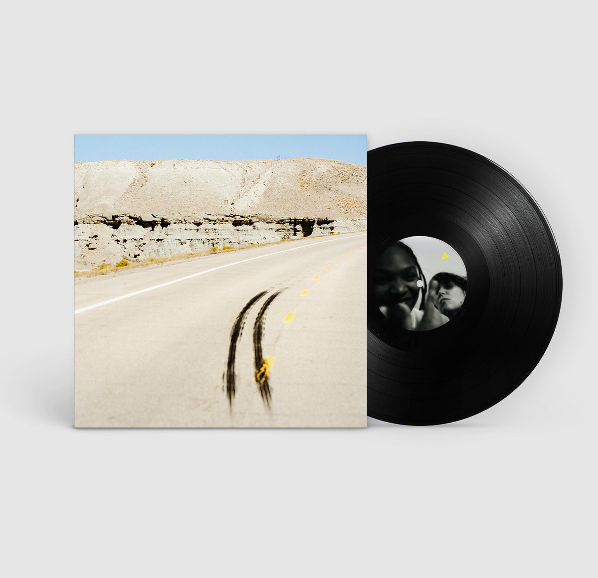Nídia & Valentina - Estradas - LP - Image 2